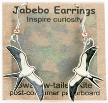 Load image into Gallery viewer, Jabebo Earrings